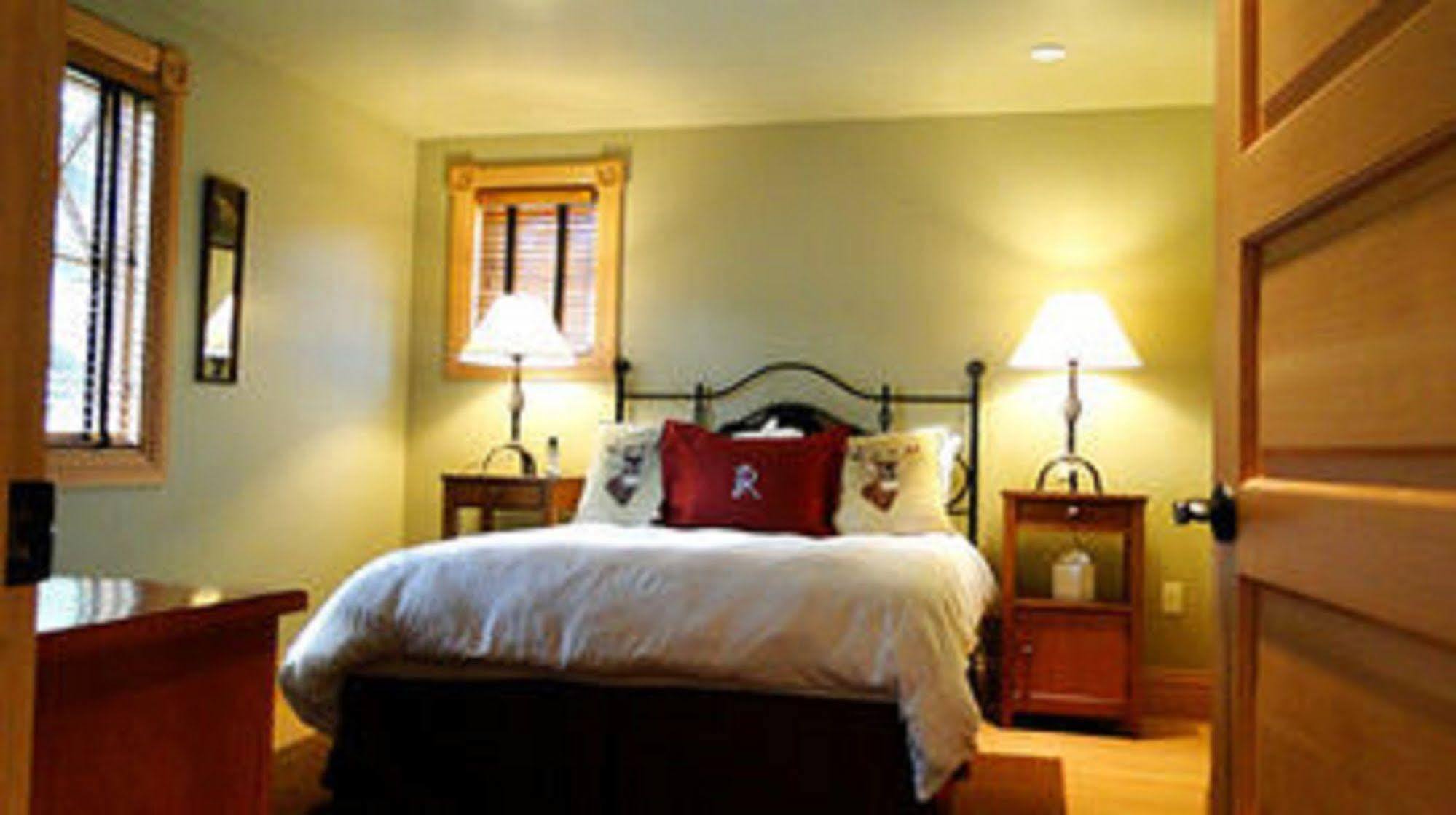 The Historic Redstone Inn Extérieur photo